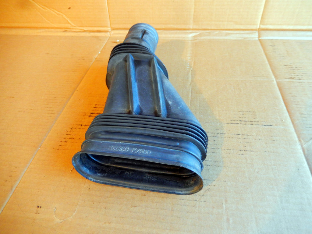 Datsun 280ZX Turbo Air Filter Box Intake Chamber Hose