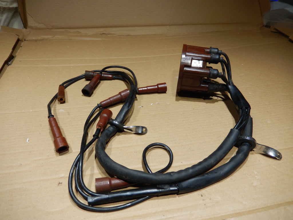 Maserati Ghibl - 1967 - 1973 Distributor Cap and Cavis Ignition Wire Set