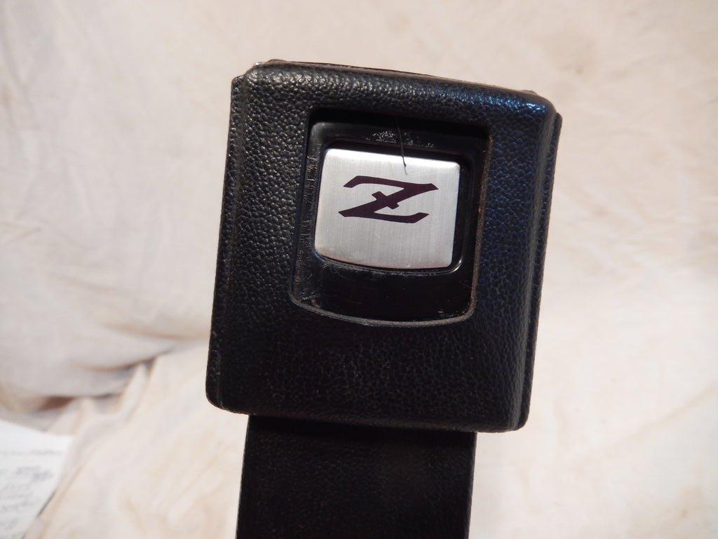 Datsun 240Z Front Drivers Seat Belt Receiver