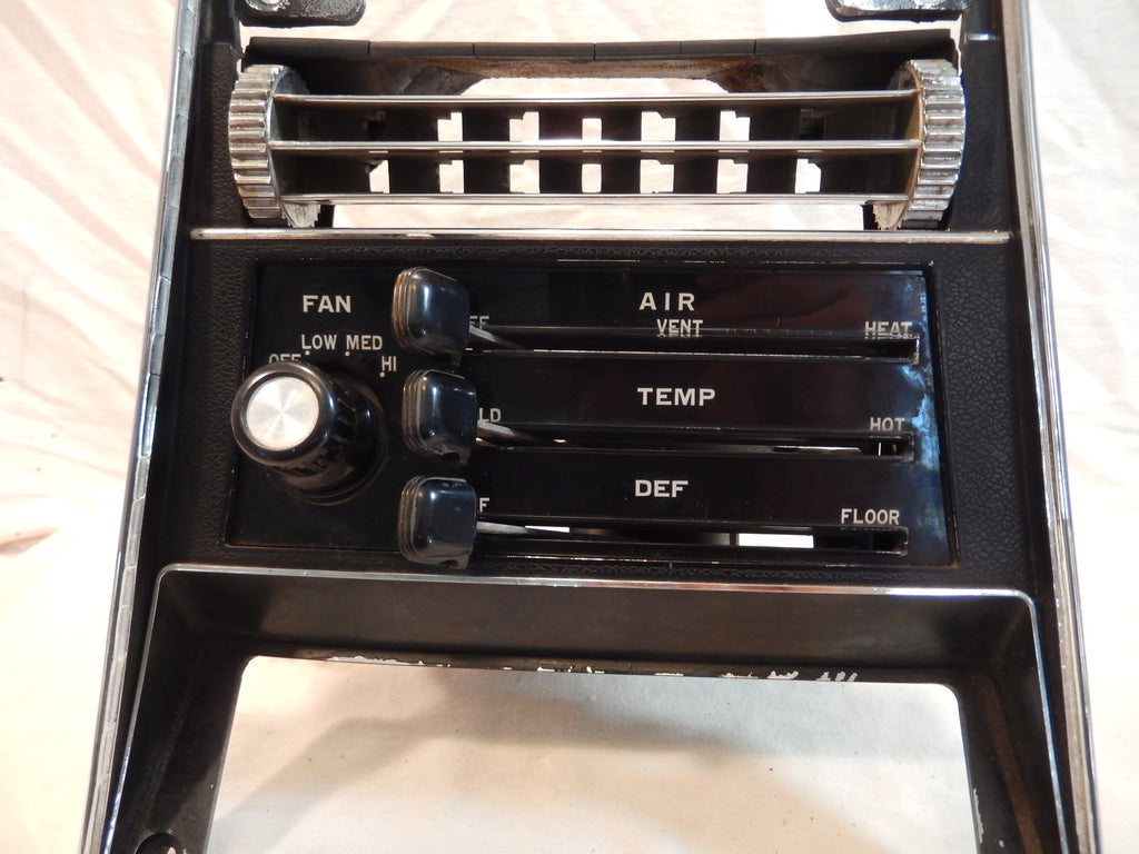 Datsun 240Z 1973 Climate Control Face Panel