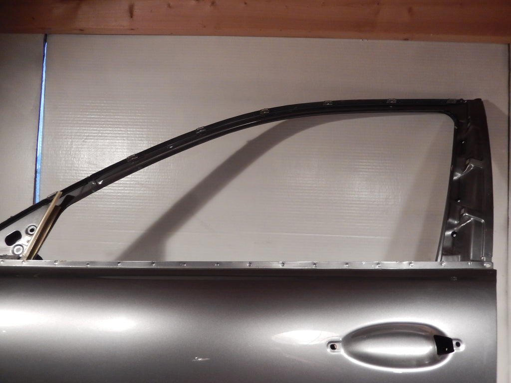 Maserati Quattroporte Front Driver's Side Door